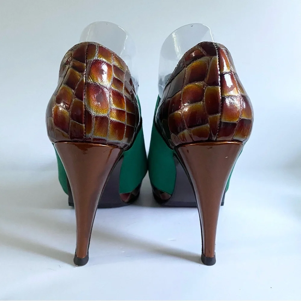$418 MSRP Lucila Iotti Handmade Artisan Leather Crocodile High Heel Pumps 10.5‎